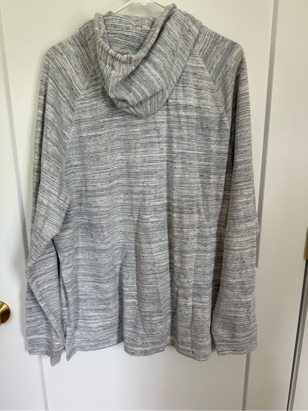 Tommy Bahama Hooded Pullover - Picture 5 of 5